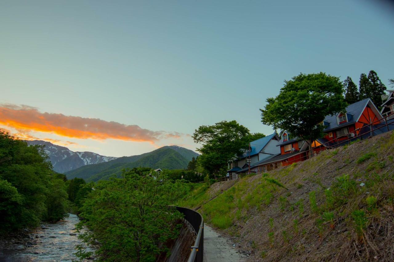 Tanigawadake Raspberry Youth Hostel Минаками Екстериор снимка